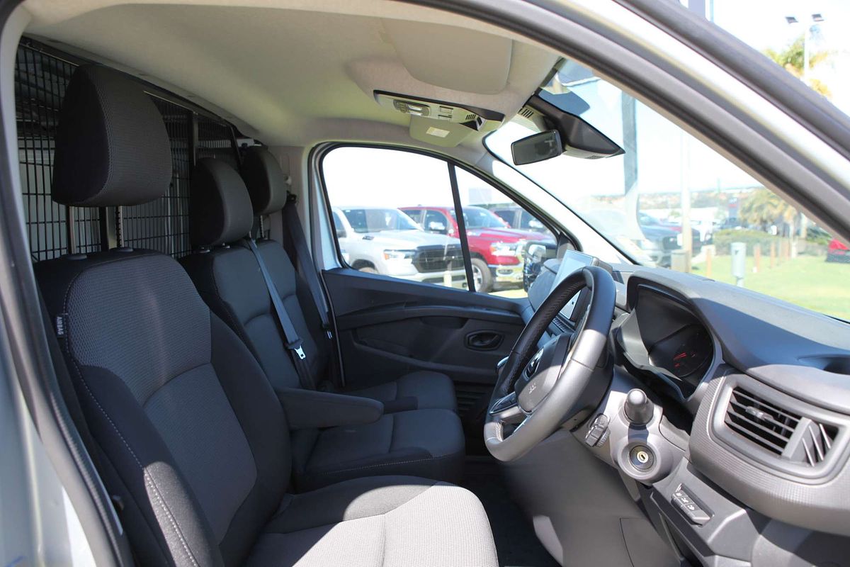 2023 Renault Trafic Pro X82 SWB Low Roof