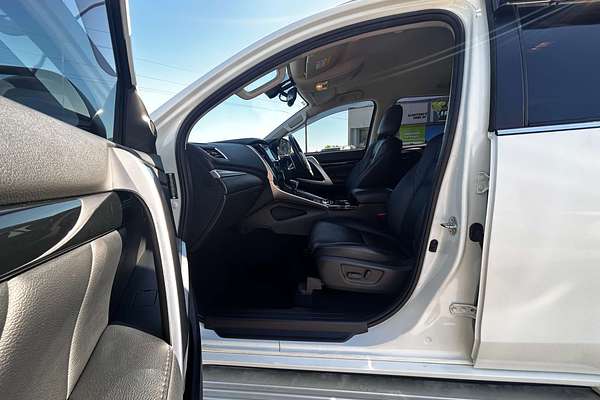 2017 Mitsubishi Pajero Sport GLS QE