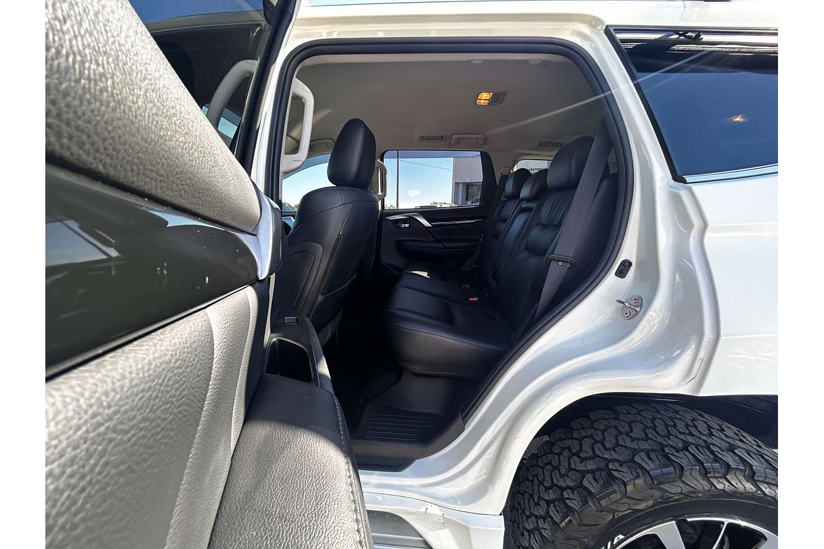 2017 Mitsubishi Pajero Sport GLS QE