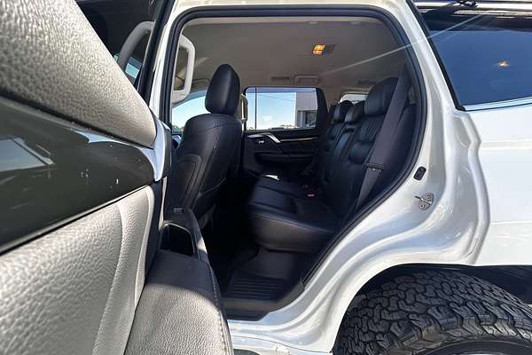 2017 Mitsubishi Pajero Sport GLS QE