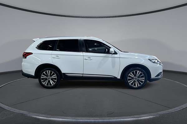 2020 Mitsubishi Outlander LS ZL