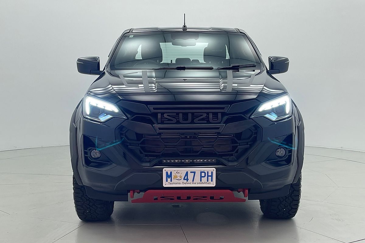 2024 Isuzu D-MAX BLADE 4X4