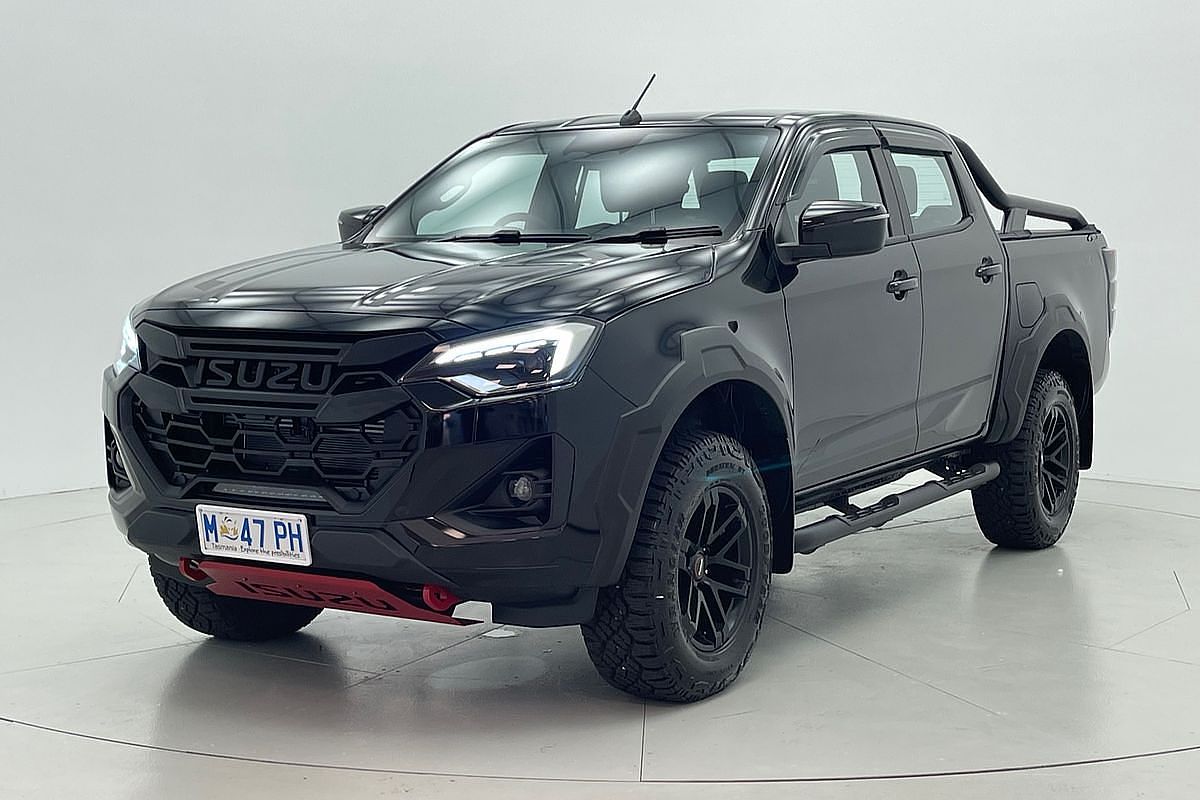 2024 Isuzu D-MAX BLADE 4X4
