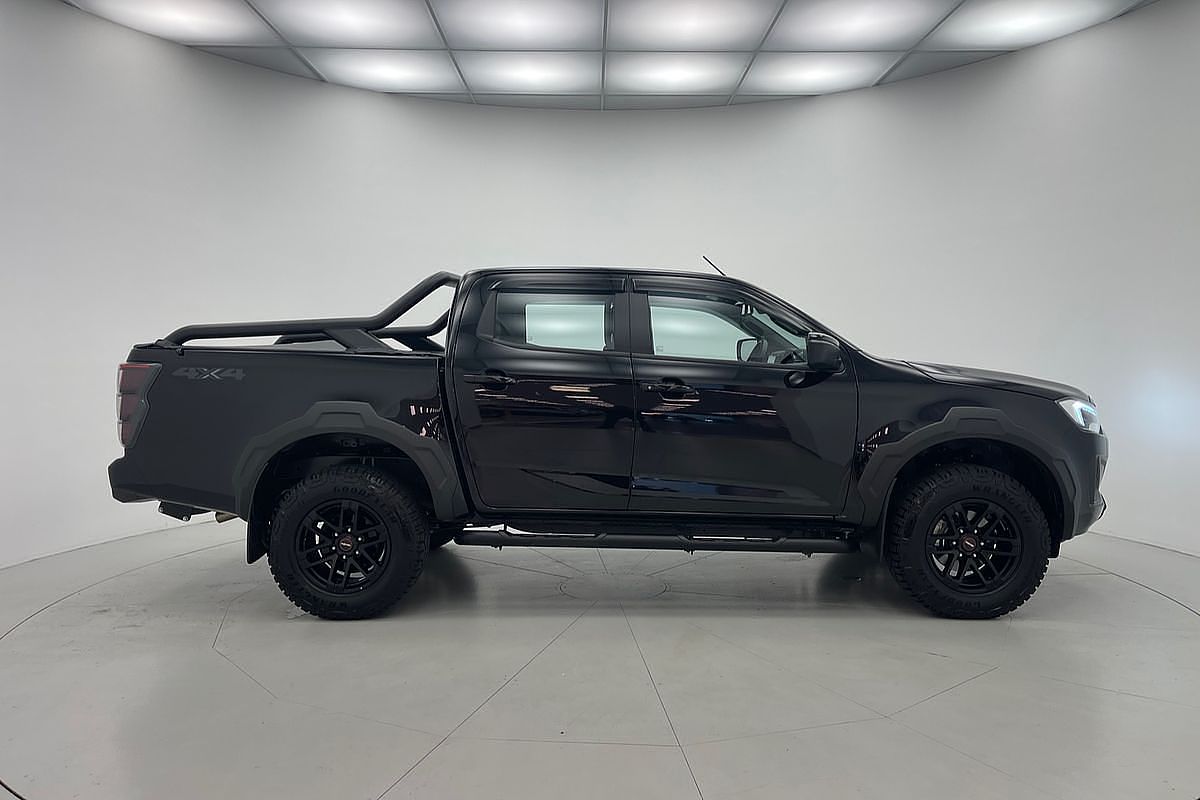 2024 Isuzu D-MAX BLADE 4X4
