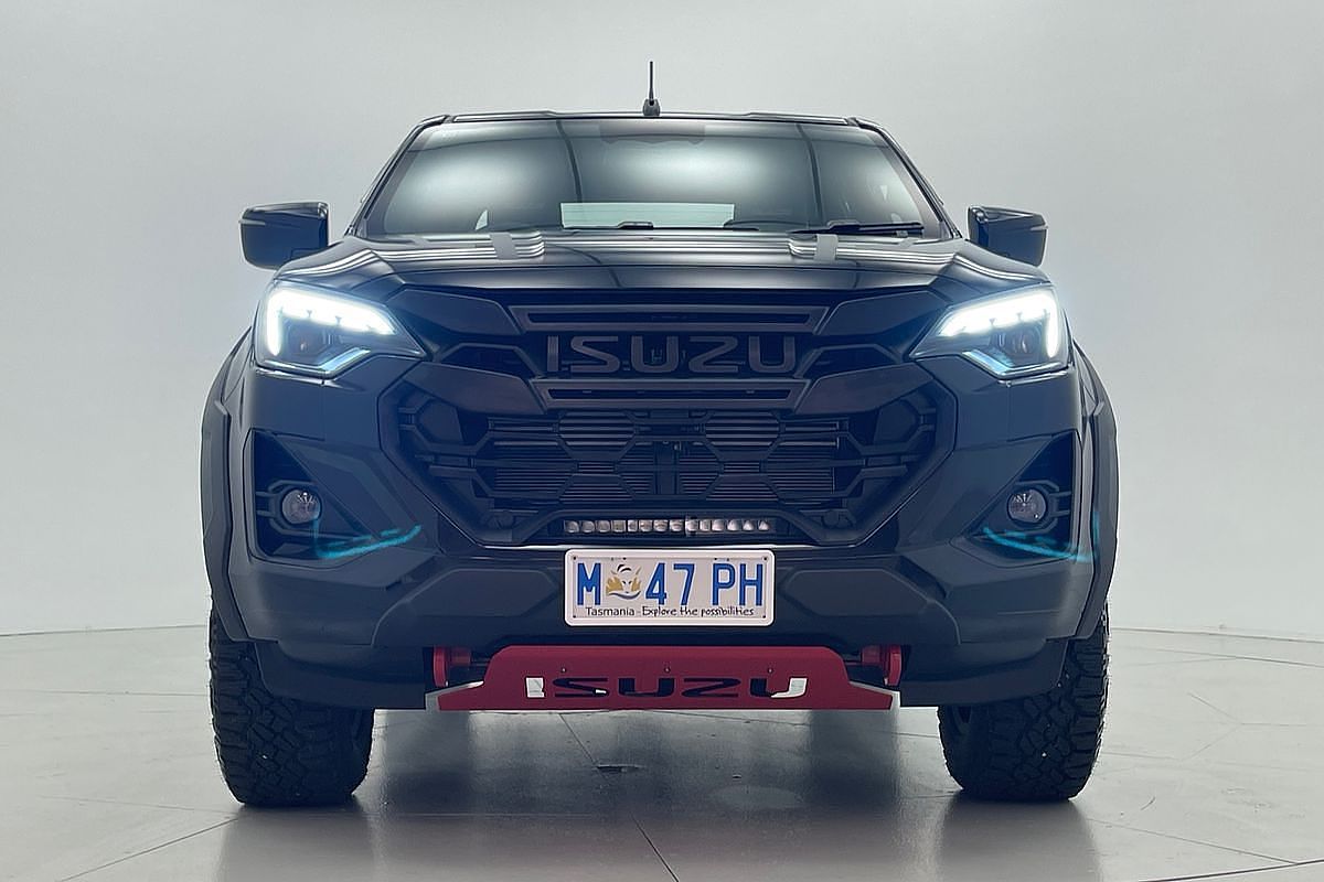 2024 Isuzu D-MAX BLADE 4X4
