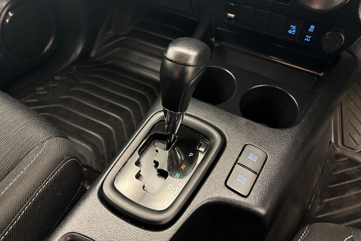 2021 Toyota Hilux SR GUN126R 4X4