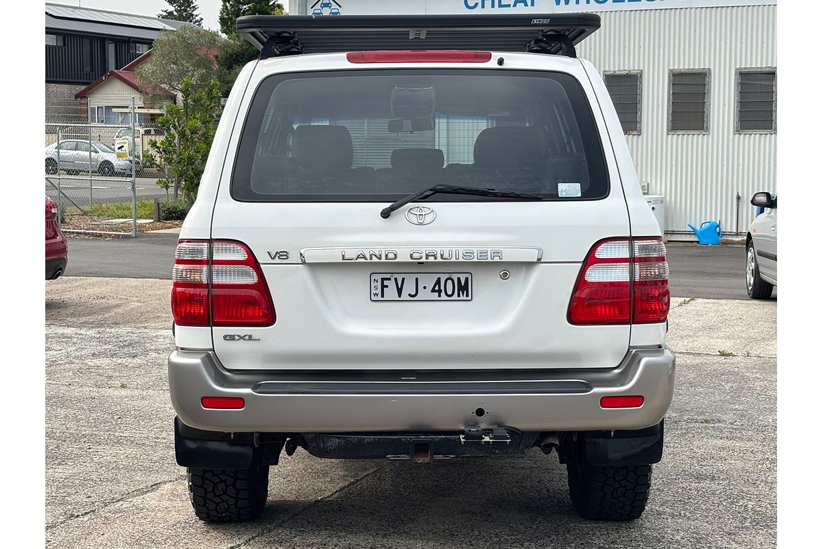 2004 Toyota Landcruiser GXL UZJ100R