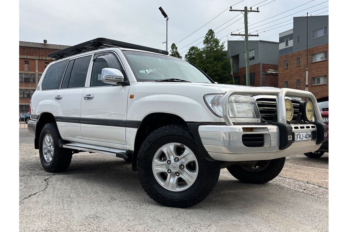 2004 Toyota Landcruiser GXL UZJ100R