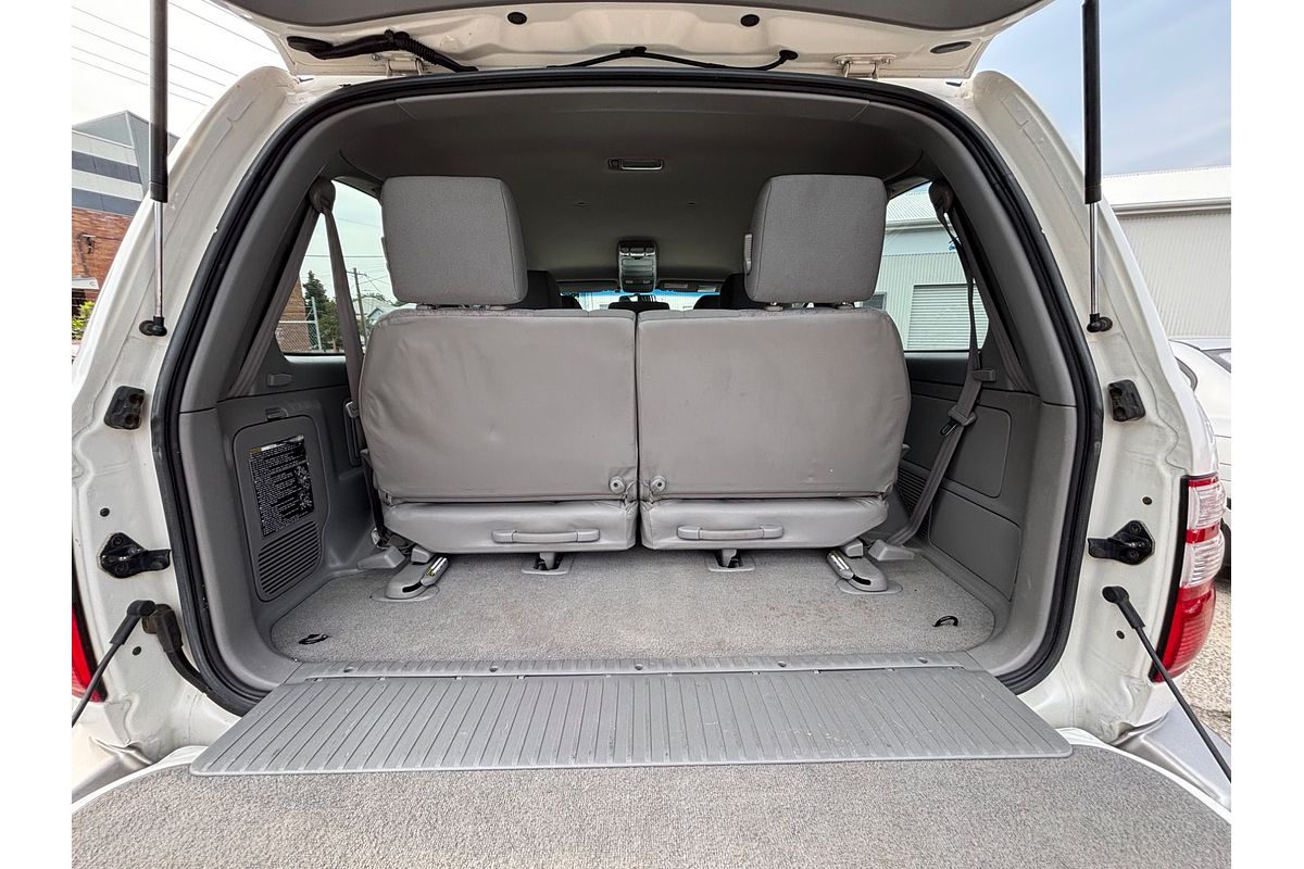 2004 Toyota Landcruiser GXL UZJ100R