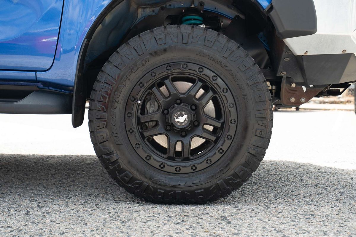 2019 Toyota Hilux SR5 GUN126R 4X4