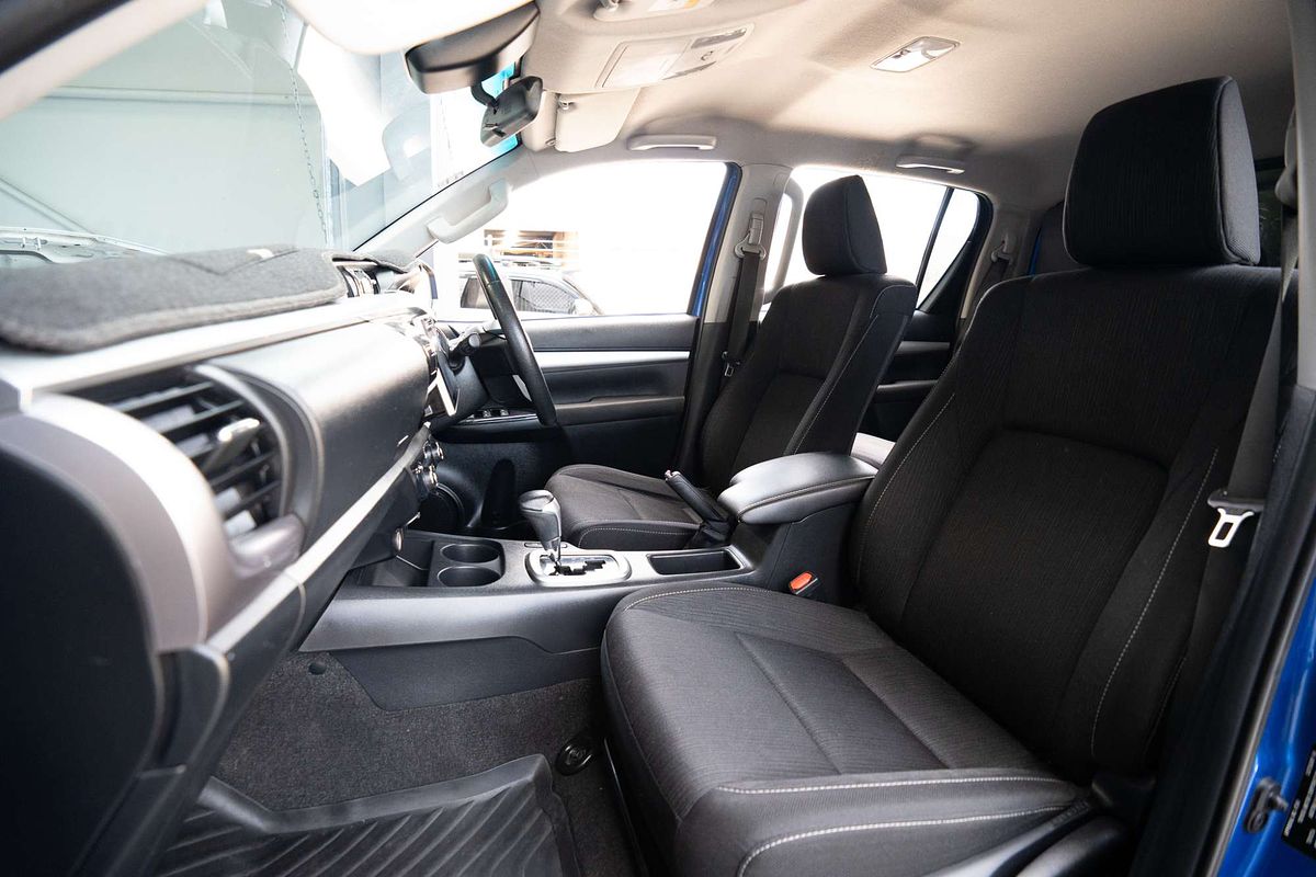 2019 Toyota Hilux SR5 GUN126R 4X4