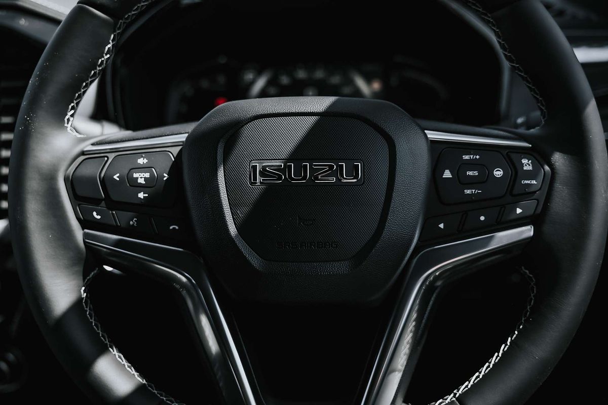 2025 Isuzu D-MAX LS-U+ 4X4