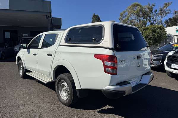 2017 Mitsubishi Triton GLX MQ 4X4