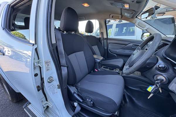 2017 Mitsubishi Triton GLX MQ 4X4