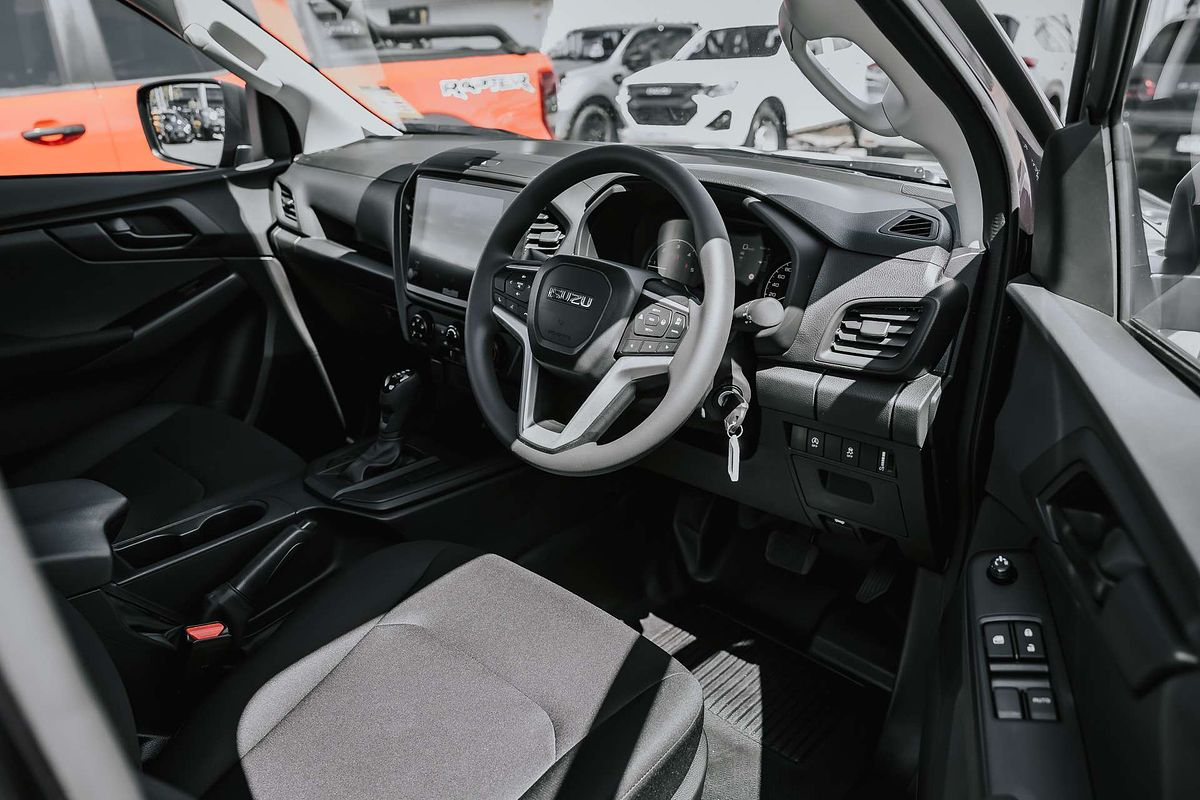 2025 Isuzu D-MAX SX High Ride  Rear Wheel Drive