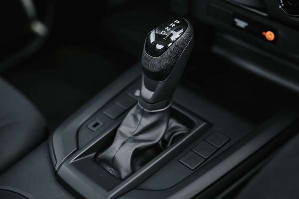 2025 Isuzu D-MAX SX High Ride  Rear Wheel Drive