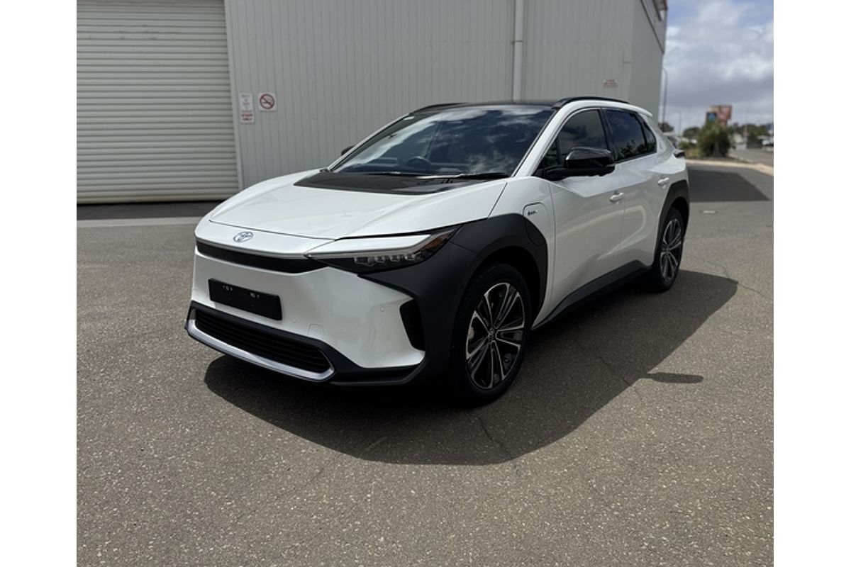 2023 Toyota bZ4X YEAM15R