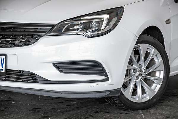 2018 Holden Astra R BK