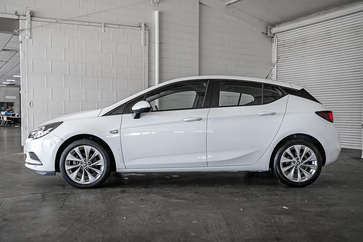 2018 Holden Astra R BK