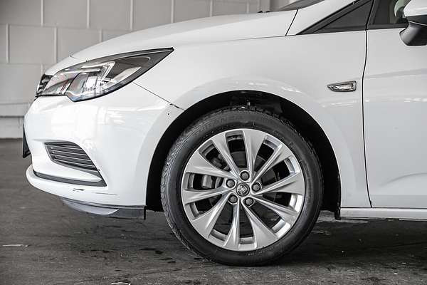 2018 Holden Astra R BK