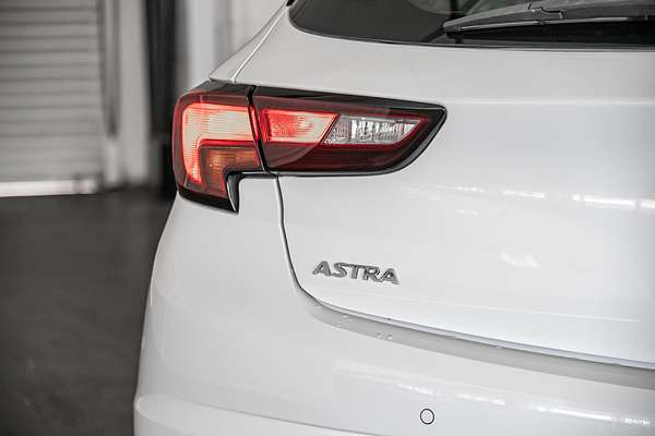 2018 Holden Astra R BK