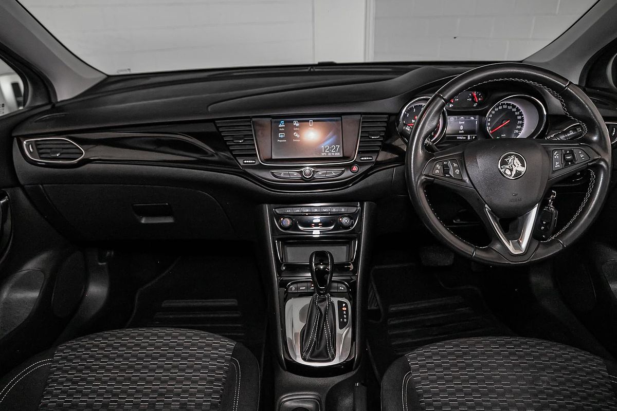 2018 Holden Astra R BK