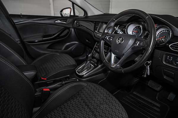 2018 Holden Astra R BK