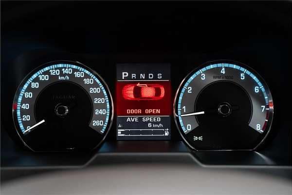 2010 Jaguar XF Luxury X250