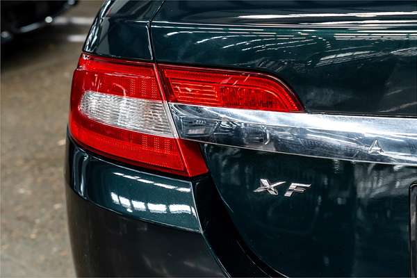 2010 Jaguar XF Luxury X250