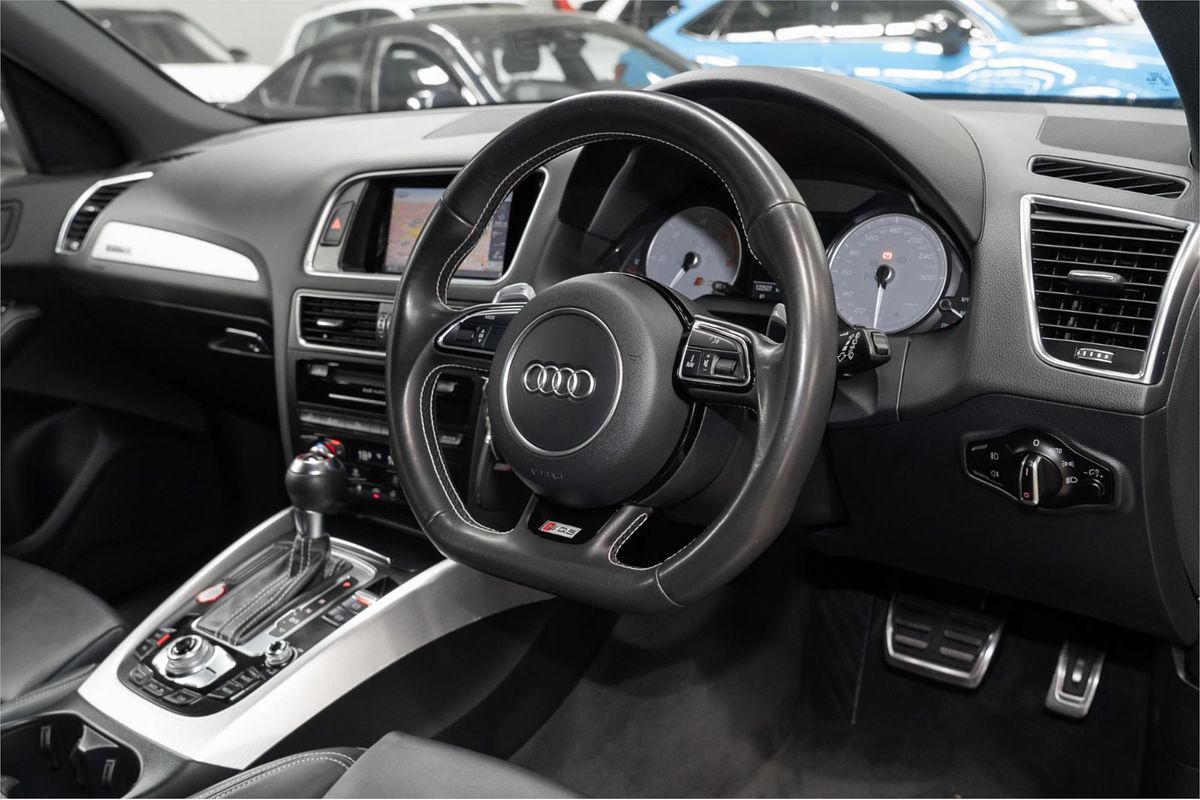 2014 Audi SQ5 TDI 8R