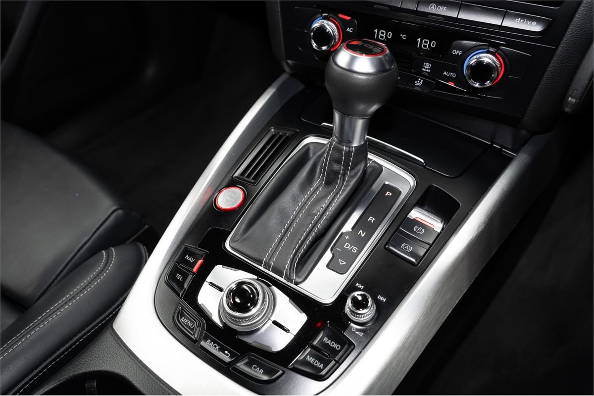 2014 Audi SQ5 TDI 8R