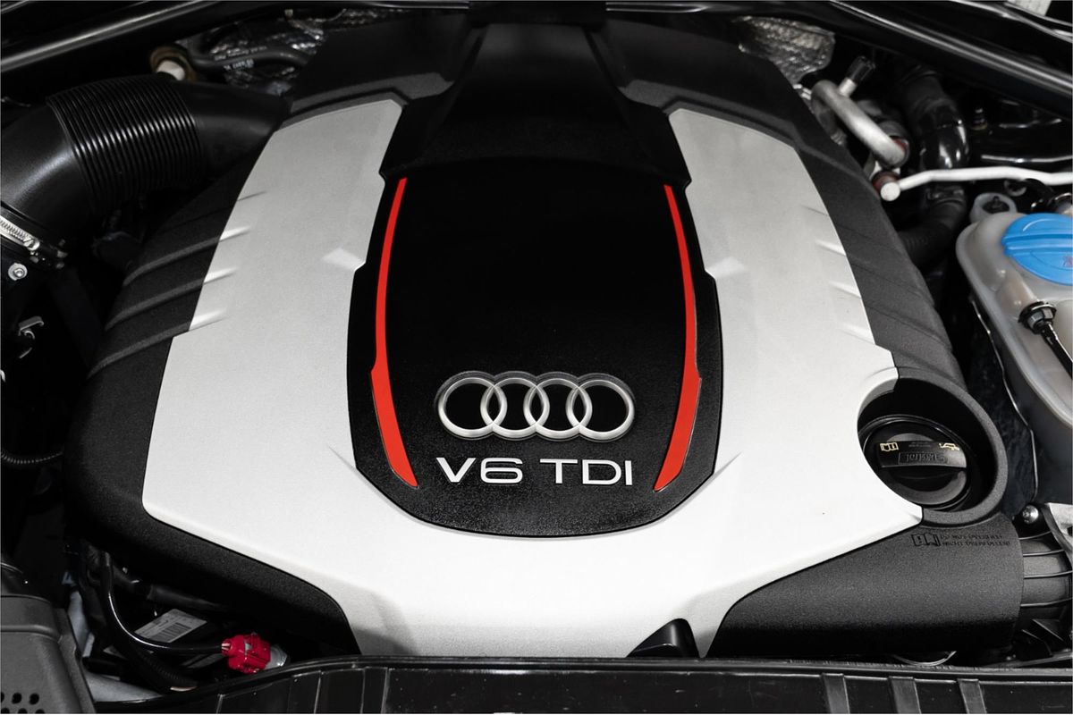 2014 Audi SQ5 TDI 8R