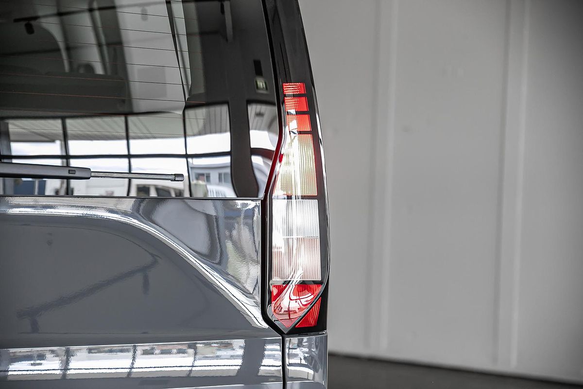 2025 Volkswagen Caddy TDI320 5 LWB