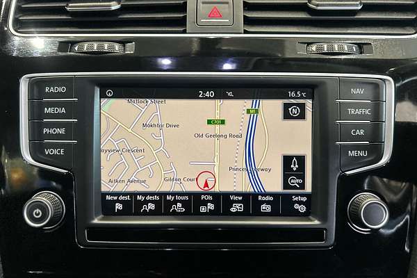 2015 Volkswagen Golf 110TDI Highline 7