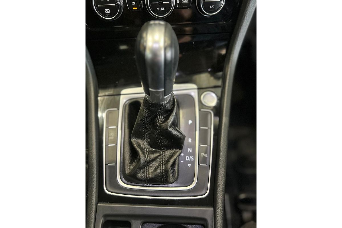 2015 Volkswagen Golf 110TDI Highline 7