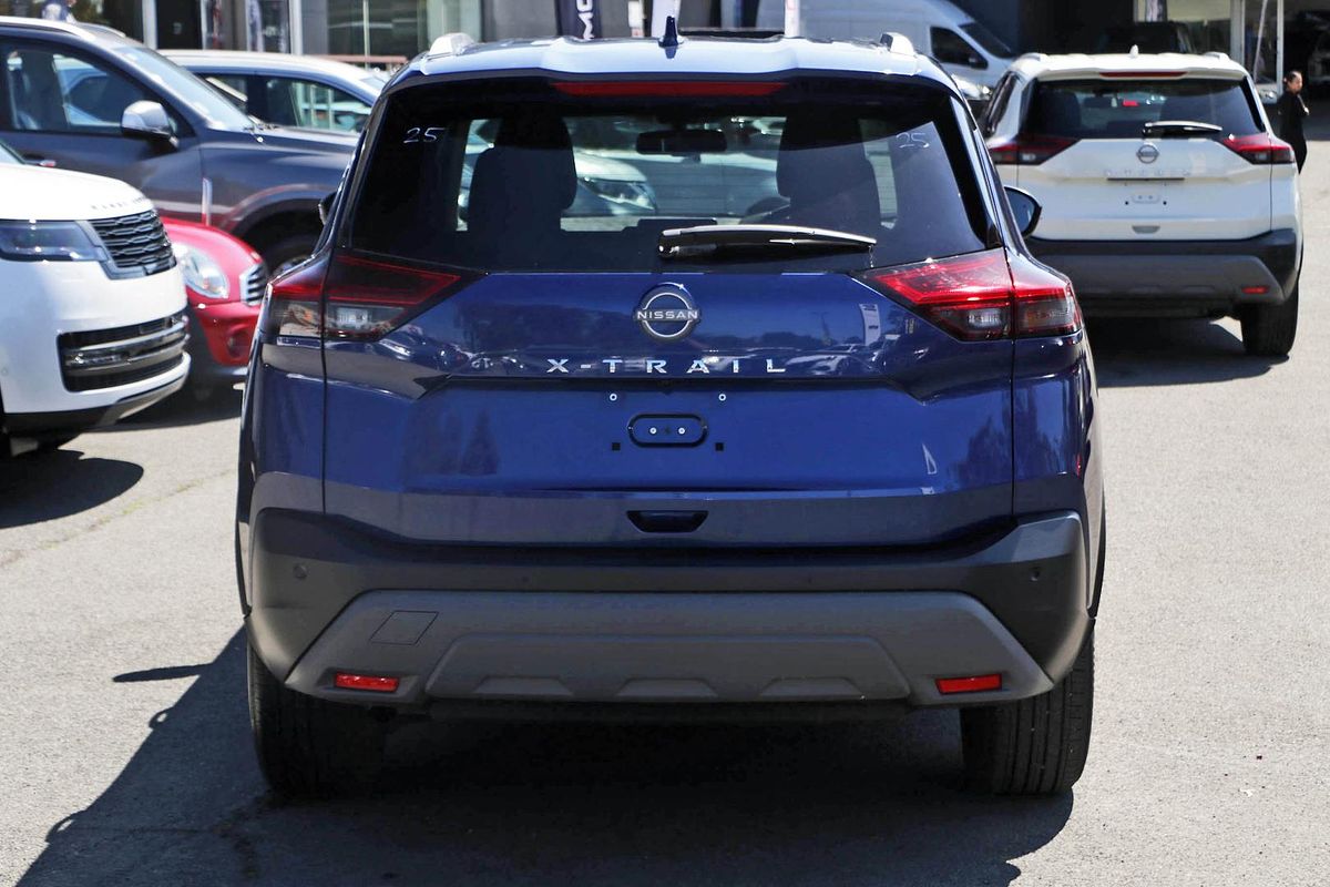 2024 Nissan X-TRAIL ST-L T33