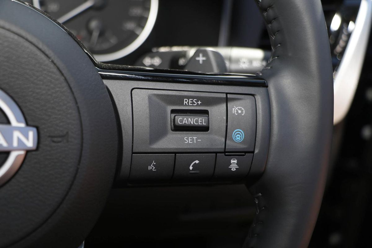 2024 Nissan X-TRAIL ST-L T33