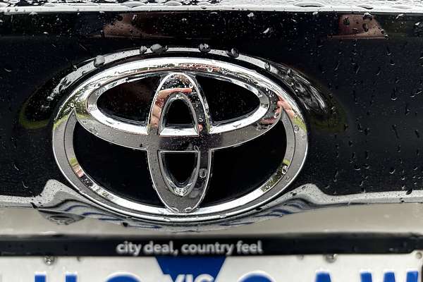 2022 Toyota Yaris Ascent Sport MXPA10R