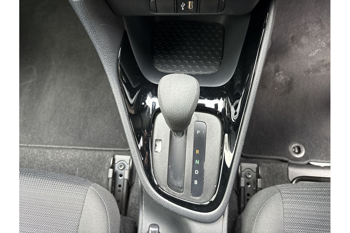 2022 Toyota Yaris Ascent Sport MXPA10R