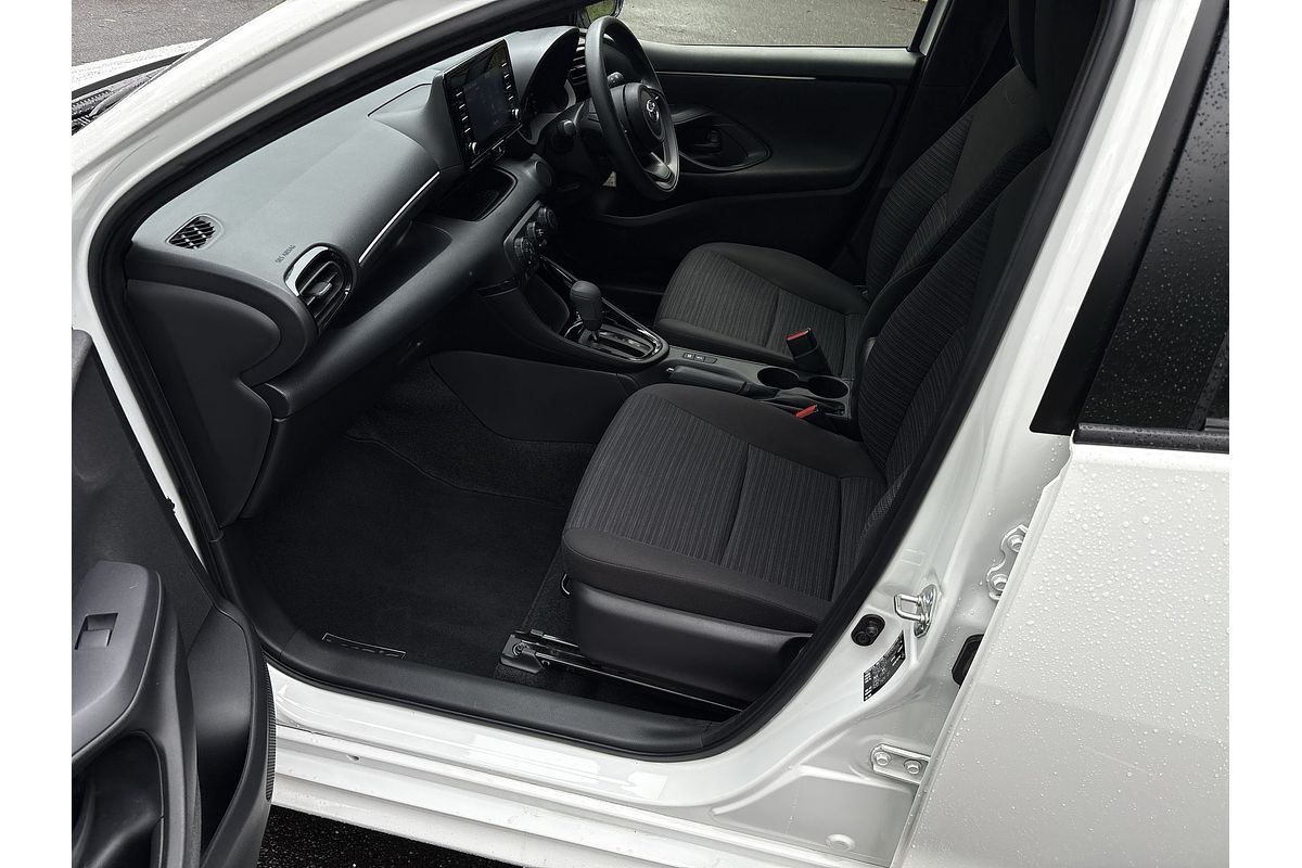 2022 Toyota Yaris Ascent Sport MXPA10R