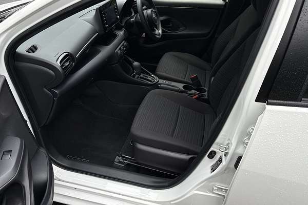 2022 Toyota Yaris Ascent Sport MXPA10R