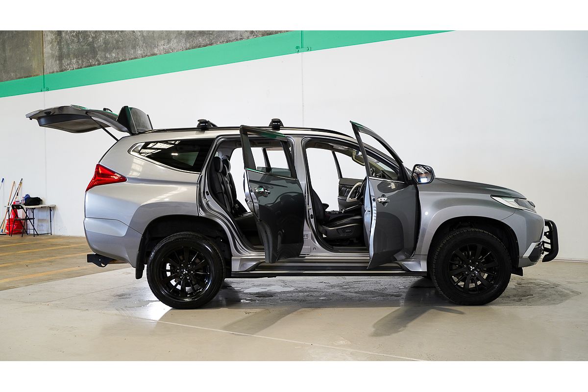 2019 Mitsubishi Pajero Sport Black Edition QE