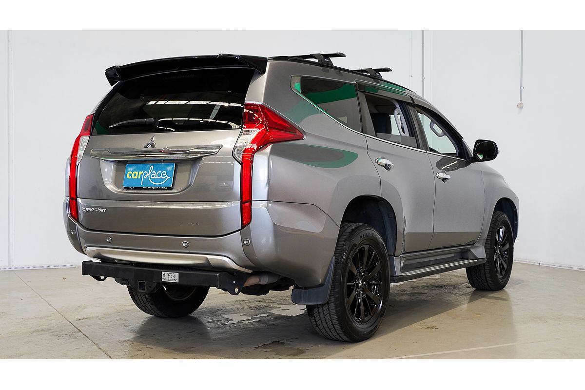2019 Mitsubishi Pajero Sport Black Edition QE
