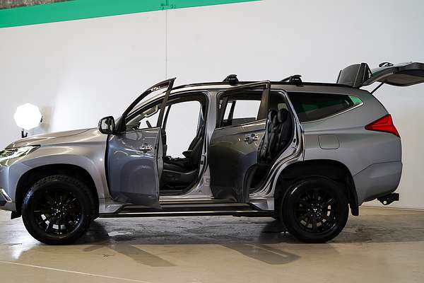 2019 Mitsubishi Pajero Sport Black Edition QE