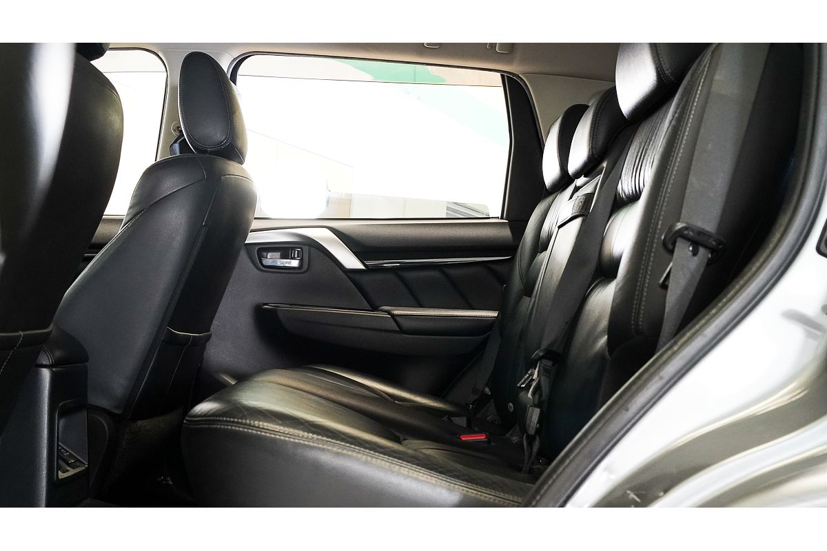 2019 Mitsubishi Pajero Sport Black Edition QE
