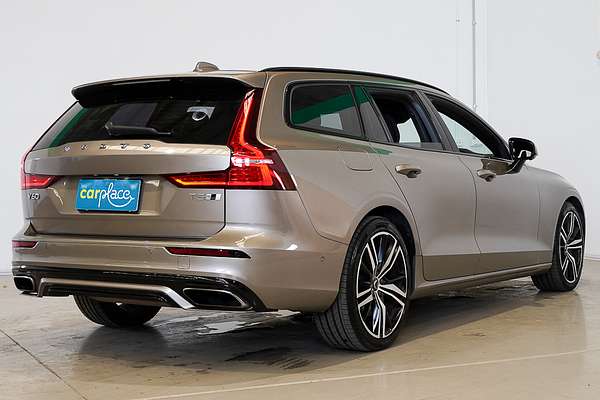 2019 Volvo V60 T5 R-Design