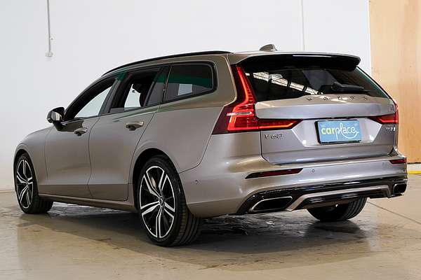 2019 Volvo V60 T5 R-Design