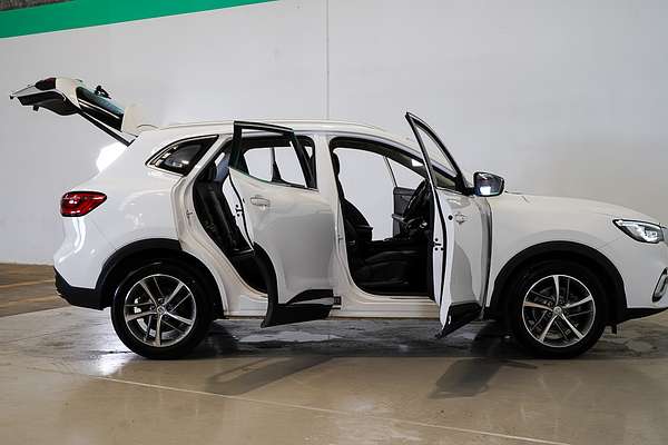 2023 MG HS Excite SAS23