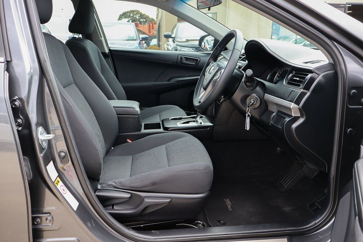 2013 Toyota Camry Atara R ASV50R