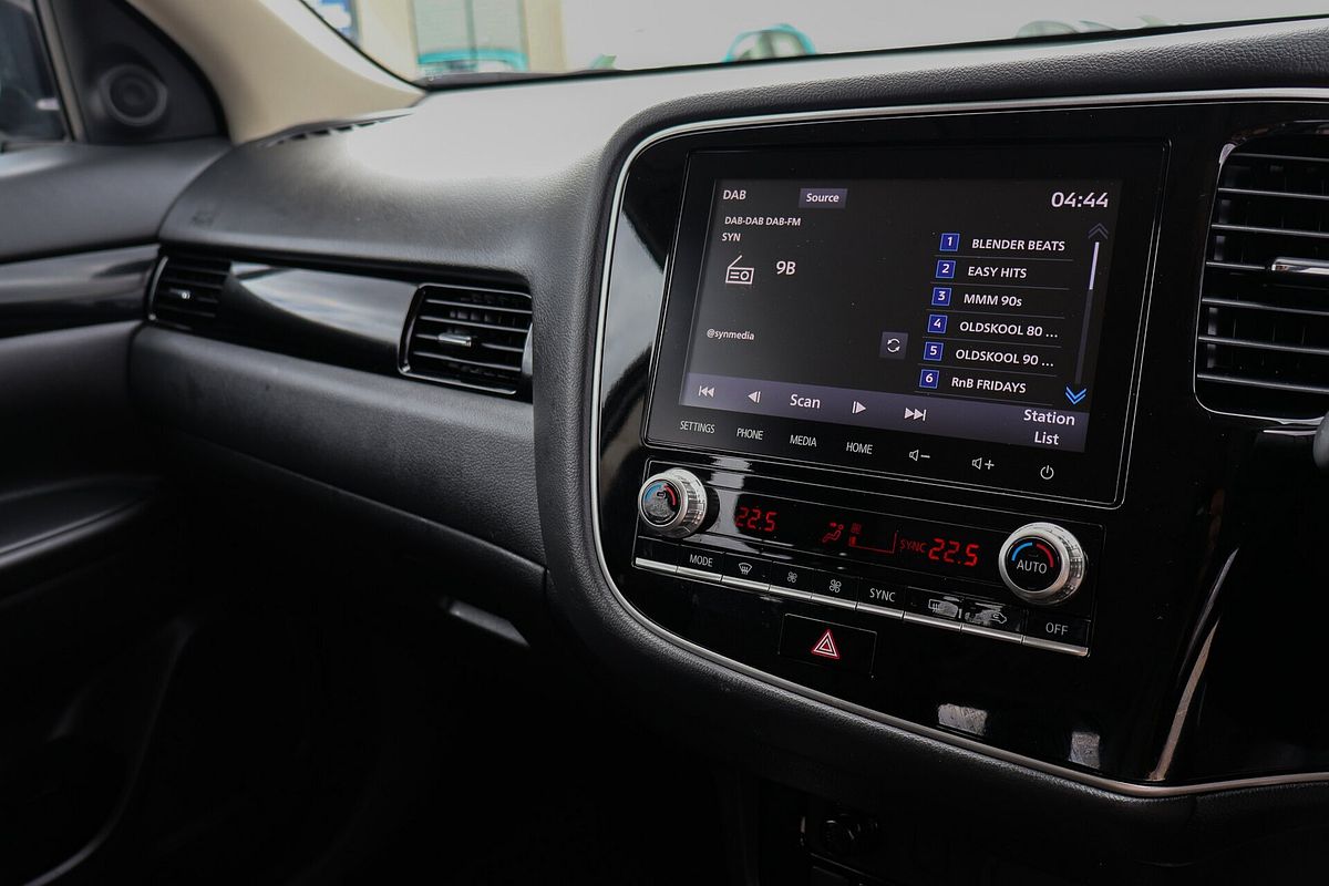 2021 Mitsubishi Outlander ES ZL